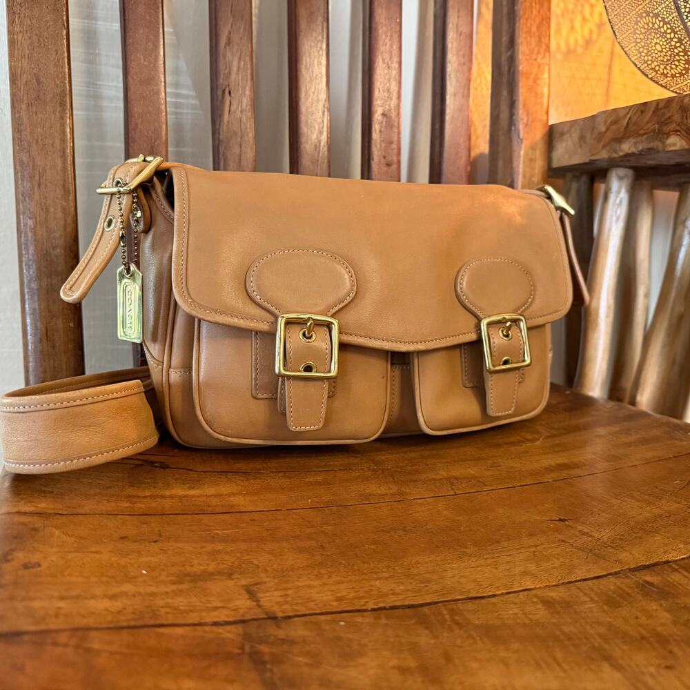 Vintage Coach Legacy Small Field Bag 9128 Tan Leather Crossbody Rare 2001 - Picture 1 of 16